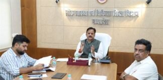 उप मुख्यमंत्री शुक्ल ने शहडोल में सेवा संकल्प अभियान की तैयारियों की समीक्षा की