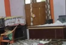 बलरामपुर में आधार सुविधा का दावा बेअसर:यूआरसी के लिए आईं 2 मशीनें 2 साल से BSA कार्यालय में बंद