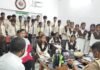 छात्र-छात्राओं ने जरवा कोतवाली में समझी पुलिस कार्यप्रणाली:आपातकालीन सेवाओं, साइबर अपराध और यातायात नियमों की ली जानकारी