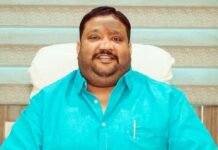 डॉ. धीरेंद्र प्रताप सिंह ‘धीरू’ रेडक्रॉस पैट्रन सदस्य बने:राज्यपाल आनंदीबेन पटेल की उपस्थिति में लखनऊ में मिला प्रमाण-पत्र
