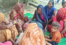 जमुनहा में नुक्कड़ नाटक से पोषण का संदेश:जन्म के एक घंटे में स्तनपान और 6 माह तक सिर्फ मां का दूध देने की दी जानकारी