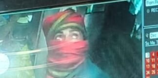 किराना दुकान का ताला तोड़कर चोरी:25 हजार नकद समेत CCTV भी तोड़कर ले गए चोर