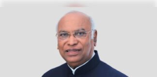 'नो फीस ऑन यूपीआई’ की व्यवस्था पर खरगे ने उठाए सवाल