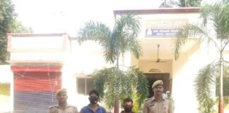 निचलौल में दुकानदारों में झगड़ा, चाकू लगने से राहगीर घायल:मीट के दाम और बांट चोरी को लेकर विवाद, पुलिस ने गिरफ्तार कर भेजा कोर्ट
