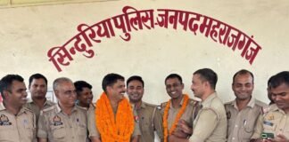 सिंदुरिया के पूर्व थानाध्यक्ष विशाल कुमार शुक्ला को विदाई:पुलिसकर्मियों ने कार्यकाल सराहा, उज्ज्वल भविष्य की दीं शुभकामनाएं