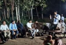 बस्ती में भीम आर्मी आजाद समाज पार्टी की बैठक हुई:राष्ट्रीय अध्यक्ष चंद्रशेखर आजाद के आगमन की तैयारियां तेज, महिलाएं भी शामिल