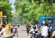 निचलौल में नहर की पटरियों से हटा अवैध अतिक्रमण:शिकायत के बाद सिंचाई विभाग ने 130 मीटर से ज्यादा जगह खाली कराई
