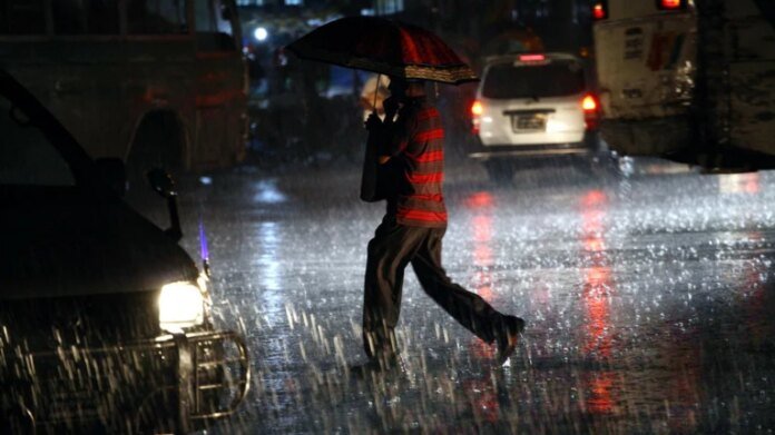 1789565473_images_1528183594545_images_1528178614723_images_1528128282794_Rain4.jpg