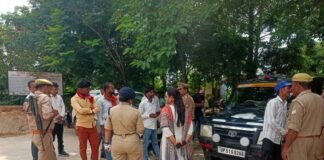 आरटीओ कार्यालय में पुलिस देख भागे संदिग्ध:छविलहां खोर में संयुक्त कार्रवाई, 4 लोग पकड़े गए