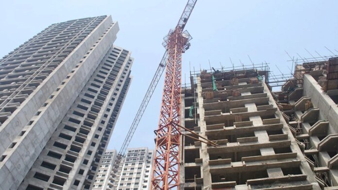 1789585171_images_1531573172054_building_developer.jpg