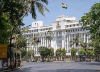 मुंबई शहर के नागरिक सिंगल वुमन पॉलिसी के लिए सुझाव भेजें
