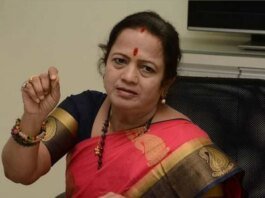 मुंबई- किशोरी पेडनेकर ने कॉर्पोरेटर्स के लिए बीएमसी के आईपैड प्लान का विरोध किया