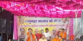 जमुनहा में गणेश पूजा पर जागरण:समिति के अध्यक्ष और उपाध्यक्ष के नेतृत्व में हुआ आयोजन, चौकी प्रभारी भी रहे मौजूद