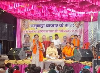जमुनहा में गणेश पूजा पर जागरण:समिति के अध्यक्ष और उपाध्यक्ष के नेतृत्व में हुआ आयोजन, चौकी प्रभारी भी रहे मौजूद