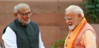 उपराष्ट्रपति ने पीएम मोदी को दी जन्मदिन की बधाई