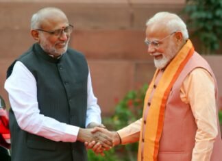 उपराष्ट्रपति ने पीएम मोदी को दी जन्मदिन की बधाई