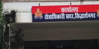 युवती से छेड़छाड़ का आरोप, विरोध करने पर पीटा:जातिसूचक शब्द कहे, घायल युवती अस्पताल में भर्ती; दो पर केस