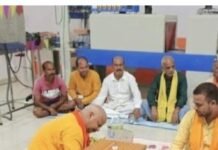 महराजगंज में विश्वकर्मा पूजा धूमधाम से मनाई गई:श्रद्धालुओं ने सुख-समृद्धि और कारोबार में उन्नति की कामना की