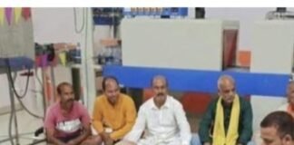 महराजगंज में विश्वकर्मा पूजा धूमधाम से मनाई गई:श्रद्धालुओं ने सुख-समृद्धि और कारोबार में उन्नति की कामना की