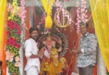 अगया गांव के दुर्गा मंदिर पर गणेश प्रतिमा स्थापित:शोहरतगढ़ में ग्रामीणों की लंबे समय से चली आ रही मनोकामना हुई पूरी, दिखा भारी उत्साह