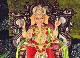 तांजवा गांव में गणपति बप्पा की भव्य प्रतिमा स्थापित:पूरे इलाके में बनी आकर्षण का केंद्र, सुबह-शाम उमड़ रही भक्तों की भीड़, उत्सव का माहौल