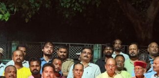 बांसी में पीएम मोदी के जन्मदिन पर जला 'आशीर्वाद का:विधायक जय प्रताप सिंह ने दीप जलाकर की दीर्घायु की कामना