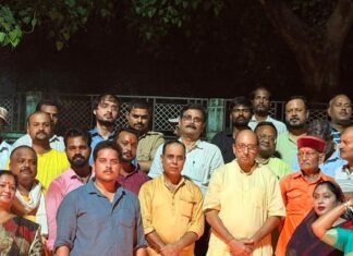 बांसी में पीएम मोदी के जन्मदिन पर जला 'आशीर्वाद का:विधायक जय प्रताप सिंह ने दीप जलाकर की दीर्घायु की कामना