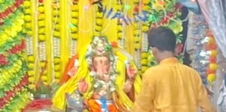 जमुनहा में गणेश उत्सव के दौरान शंकर जी की झांकी:श्रद्धालुओं ने हर-हर महादेव के जयकारे लगाए, भक्तिमय हुआ माहौल
