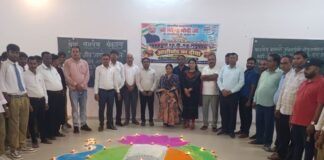 आशीर्वाद का दीया जलाकर शिक्षकों-छात्रों ने लिया सेवा का संकल्प:राजकीय इंटर कॉलेज और जनता इंटर कॉलेज में आयोजन, दिया सामाजिक दायित्व का संदेश
