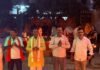 पीएम मोदी के जन्मदिन पर दीप प्रज्वलन:सिद्धार्थनगर के बाबा लोकेश्वर नाथ मंदिर में जलाया दीया, दीर्घायु की कामना