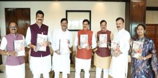 मुख्यमंत्री डॉ. यादव ने किया विकास की गाथा अभ्युदय सारंगपुर का विमोचन