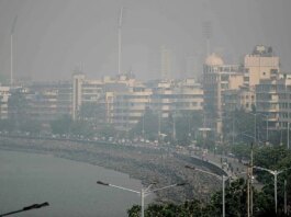 मुंबई में धूल और एयर पॉल्यूशन को कंट्रोल करने के लिए पानी के टैंकर हायर