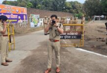 ईद ड्यूटी के बीच संभल के एसपी बने कैमरामैन, हल्का किया तनावपूर्ण माहौल