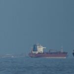 28 जहाज, सैकड़ों भारतीय फंसे, होर्मुज पर ईरान, भारत की मदद से बच क्यों रहा है?