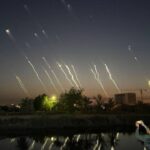 ईरान ने दुनिया के सबसे बड़े LNG प्लांट पर दागी मिसाइलें, दहक उठा कतर