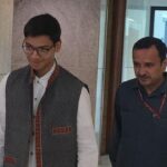 17 साल के छात्र सार्थक सिद्धांत ने संसदीय समिति से क्यों की मुलाकात?