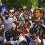 ‘कॉकरोच प्रदर्शन से दूर रहो’, अपने युवाओं से मुस्लिम समाज क्यों कर रहा ये अपील?