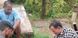 दैनिक भास्कर की खबर का असर:मिहींपुरवा में खराब हैंडपंप ठीक हुआ, वार्डवासियों को पेयजल संकट से राहत