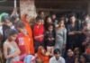 करंट लगने से किसान की मौत, तार-प्लास हाथ में मिला:तार ठीक करते समय हुआ हादसा, पुलिस कर रही जांच करंट लगने से किसान की मौत, तार-प्लास हाथ में मिला:तार ठीक करते समय हुआ हादसा, पुलिस कर रही जांच