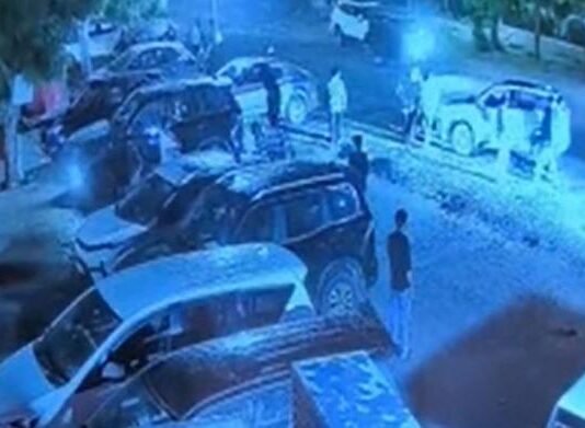 होटल संचालक से मारपीट करने वालोंकी हो रही तलाश News Desk