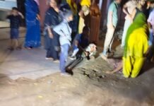 अनियंत्रित बोलेरो की चपेट में आने से बच्चे की मौत:ललिया बरदौलिया मार्ग पर देवपुरा के पास सड़क किनारे खेलते वक्त हादसा