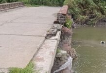 सवरेजी नहर पुल की रेलिंग टूटी, हादसे का खतरा बढ़ा:ग्रामीणों में आक्रोश, प्रशासन से तुरंत मरम्मत की मांग