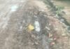नासिरगंज के मुख्य मार्ग पर कचरे का अंबार:सफाई कर्मी नदारद, राहगीर और दुकानदार परेशान; बीमारी का खतरा बढ़ा