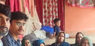 महराजगंज के सिंहपुर गांव में महिलाओं की बैठक:बचत से स्वरोजगार तक, स्वयं सहायता समूहों को मजबूत बनाने पर जोर