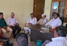 बलरामपुर में विधायक ने जनता दर्शन में सुनीं फरियादें:सड़क, बिजली-पानी और आवास समेत कई मुद्दों पर दिया तुरंत समाधान का भरोसा