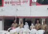 बलरामपुर में 520 किलो पटाखों का भंडारण पकड़ा, 2 गिरफ्तार:घनी आबादी में घरों को बना रखा था गोदाम, बिना लाइसेंस बेच रहे थे