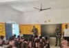 SSB ने स्कूली बच्चों को समझाई राष्ट्र सुरक्षा की जिम्मेदारी:बलरामपुर में जवानों ने बल की भूमिका और कार्यप्रणाली की दी जानकारी