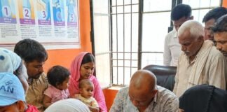 सिसवा CHC में बढ़े उल्टी-दस्त और बुखार के मरीज:बारिश-उमस के बीच डायरिया का खतरा, सर्पदंश के मामले भी आए; डॉक्टर ने बताए बचाव के तरीके