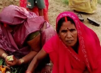रुधौली में मनाया कमरछठ पर्व:महिलाओं ने संतान की लंबी उम्र और सुख-समृद्धि के लिए की पूजा