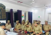 बलरामपुर में CO नगर ने विवेचकों को दिया टास्क:आधी रात तक चली बैठक, लंबित मामलों पर लापरवाही न बरतने की चेतावनी